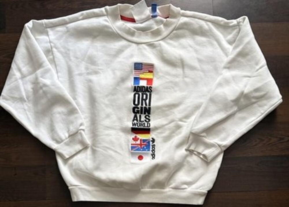 Adidas Originals Archive World Flag Sweatshirt White XS